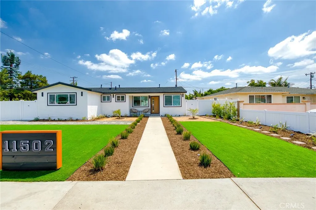 27605 Harwick, Valencia, CA, 91354