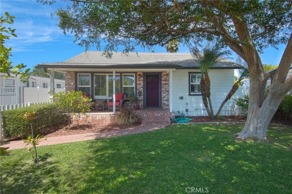 Costa Mesa, CA 92627