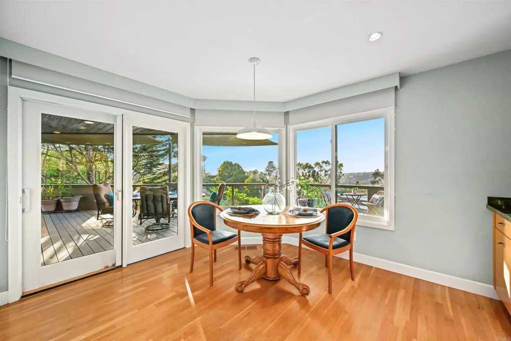 https://cdn.realtyfeed.com/cdn/127/306710616/0db79ed8b62e8a9eda213b815ca28a34.webp