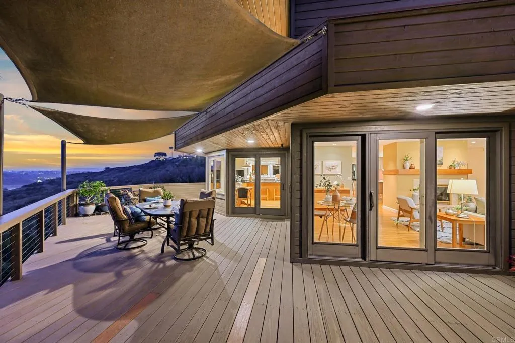 https://cdn.realtyfeed.com/cdn/127/306710616/f7d2ddde2221728bb7edb1bd46f7d3c5.webp