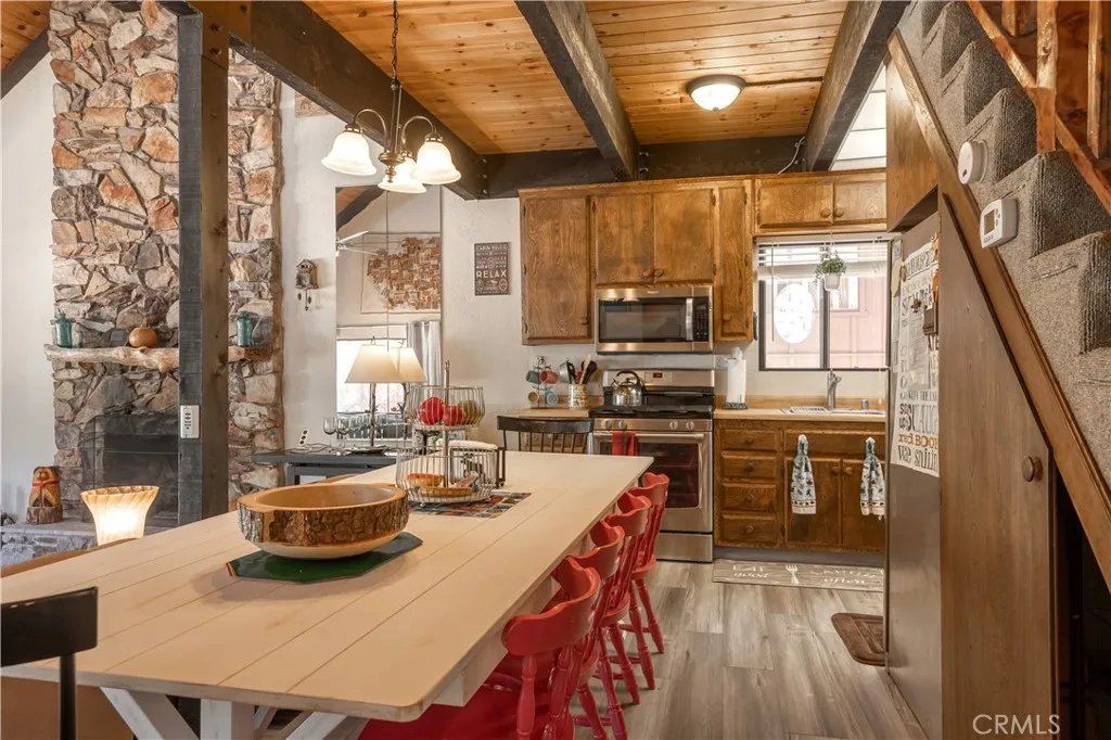 39945 Trail Of The Whispering Pines, Big Bear Lake, CA, 92315