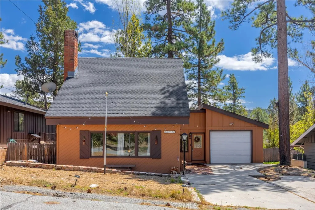 39945 Trail Of The Whispering Pines, Big Bear Lake, CA 92315 - Photo 2 of 29, Big Bear Lake, CA
