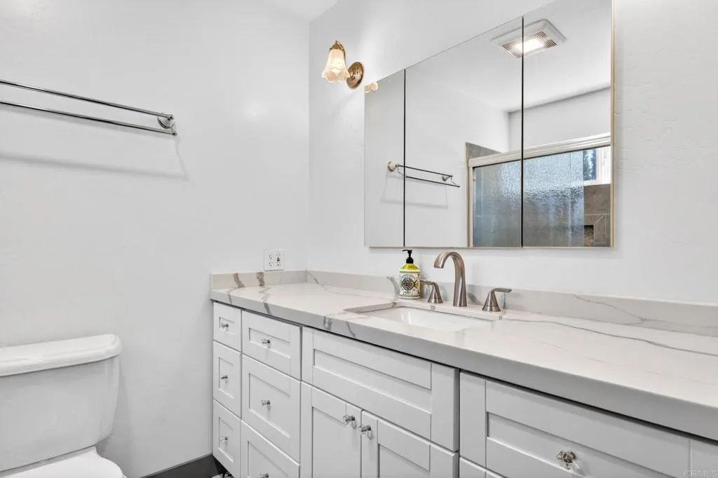 https://cdn.realtyfeed.com/cdn/127/306710659/21df978371bc3fbab857de382c8b033a.webp
