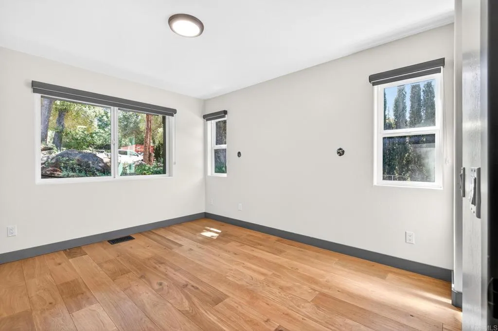 https://cdn.realtyfeed.com/cdn/127/306710659/fcf1e0a8852a498d0c959555ecdf0272.webp