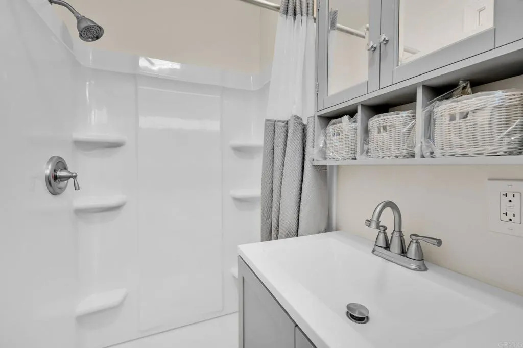 https://cdn.realtyfeed.com/cdn/127/306710694/b0a5abe403d41a16307b7c5578cd35f5.webp