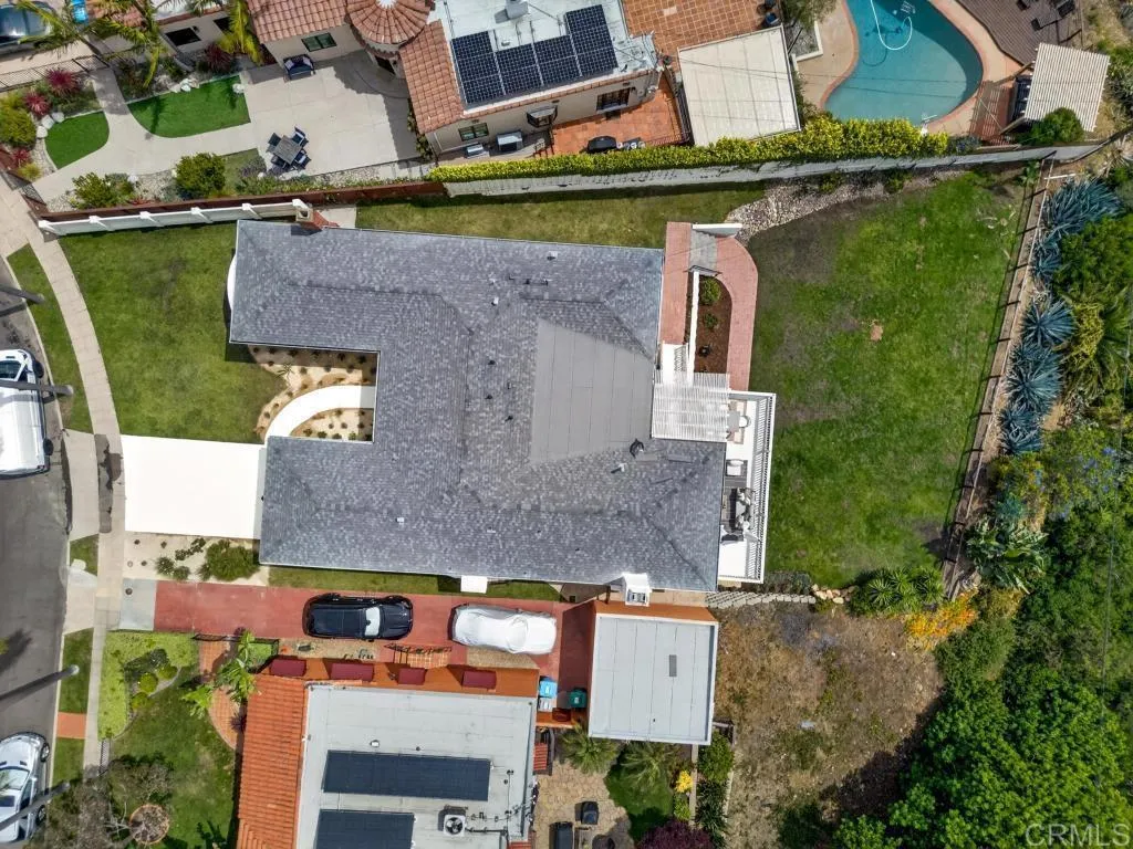 https://cdn.realtyfeed.com/cdn/127/306710695/012682554427556e8a20a2d66bf34fbf.webp