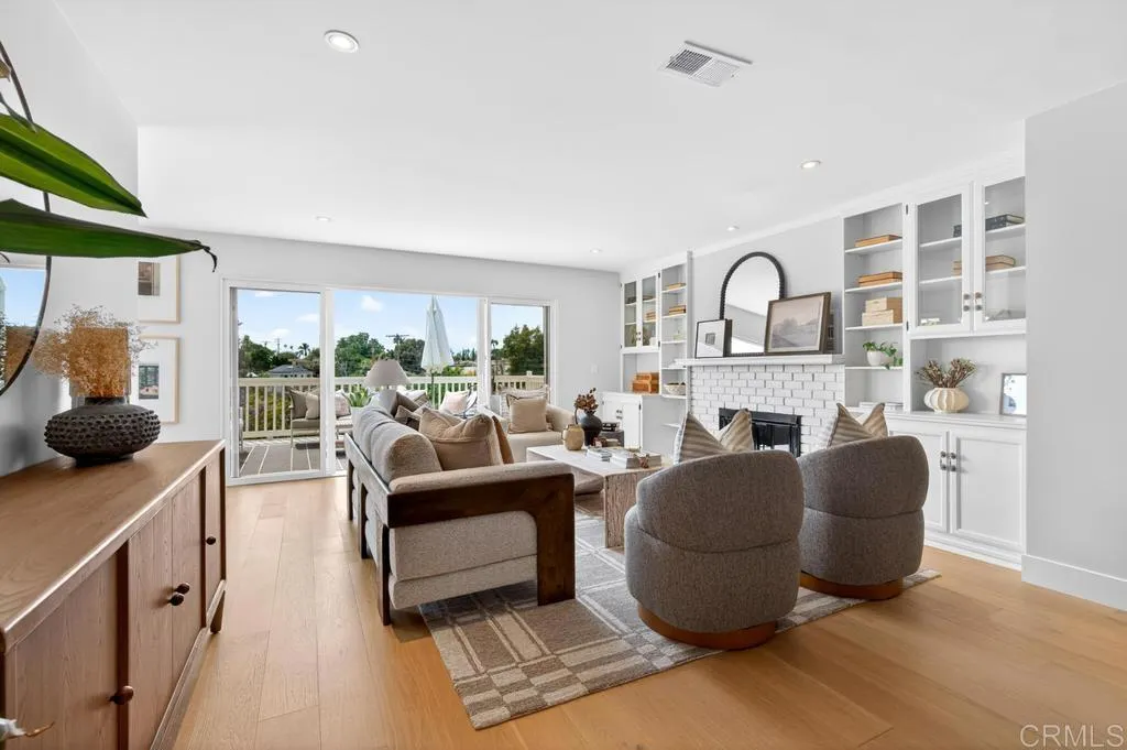 https://cdn.realtyfeed.com/cdn/127/306710695/1b110409ca4bd34ee732165bc984fa1e.webp