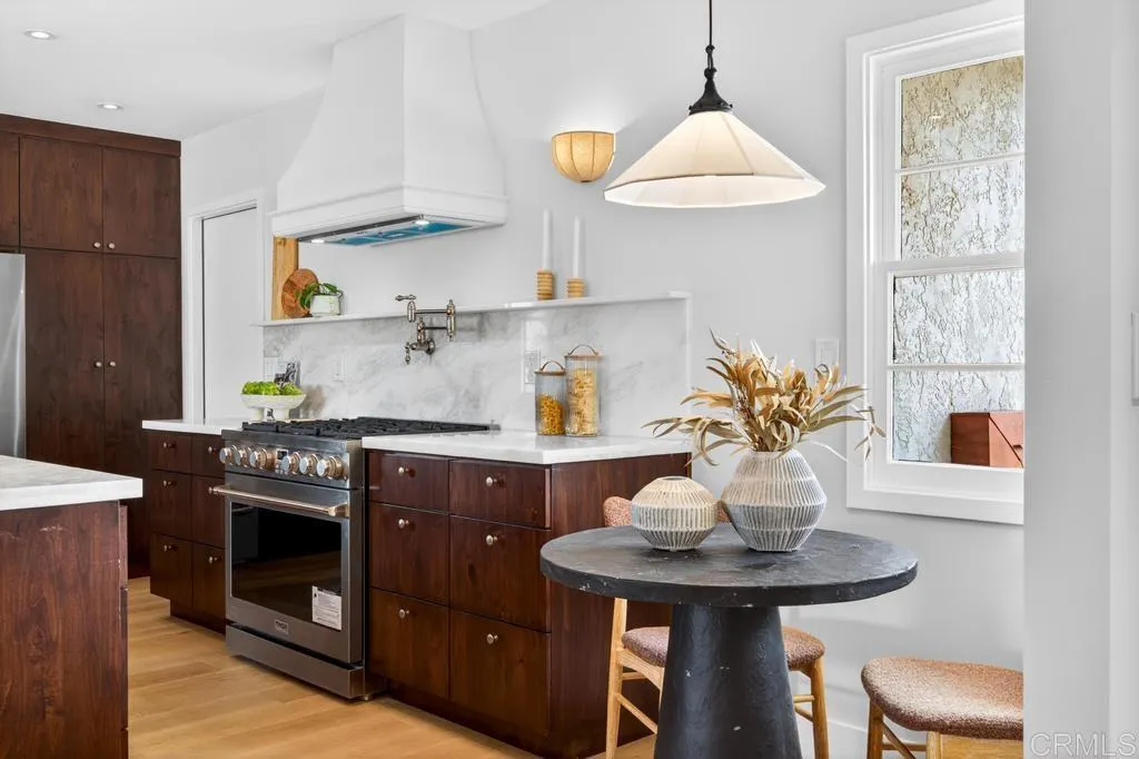 https://cdn.realtyfeed.com/cdn/127/306710695/2ac393bee34405cf285c0b7e1a139c19.webp