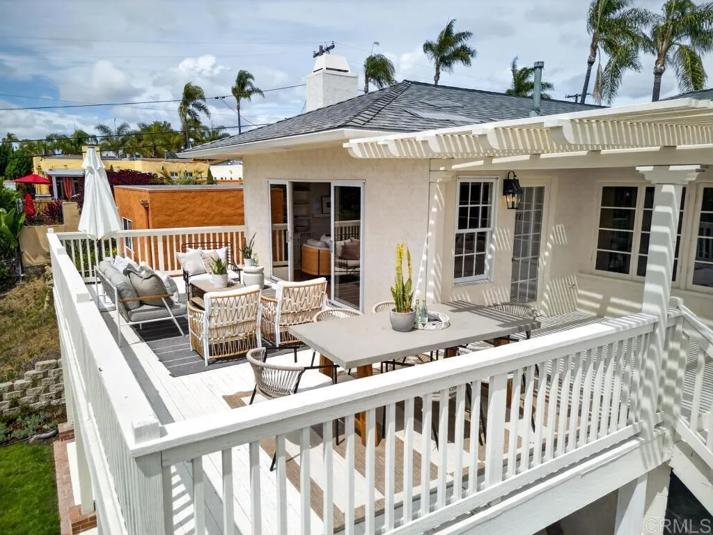 https://cdn.realtyfeed.com/cdn/127/306710695/2e39e279018bda468cb8285e6fc454fb.webp