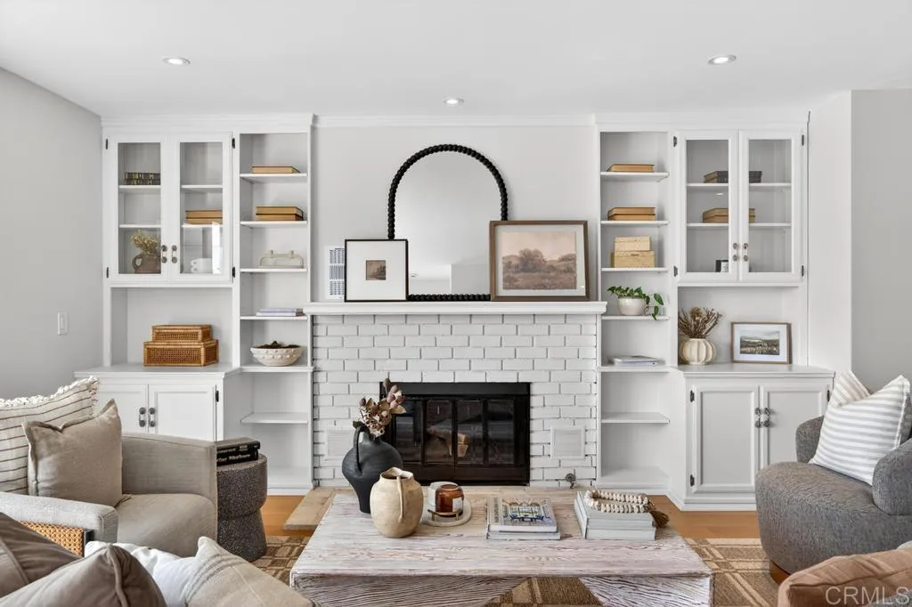 https://cdn.realtyfeed.com/cdn/127/306710695/96ad3a8cfa050059c641b1b9730986ba.webp