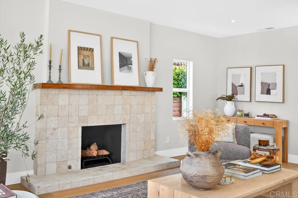 https://cdn.realtyfeed.com/cdn/127/306710695/9e6ea420400896f85c2080df027a6fc2.webp