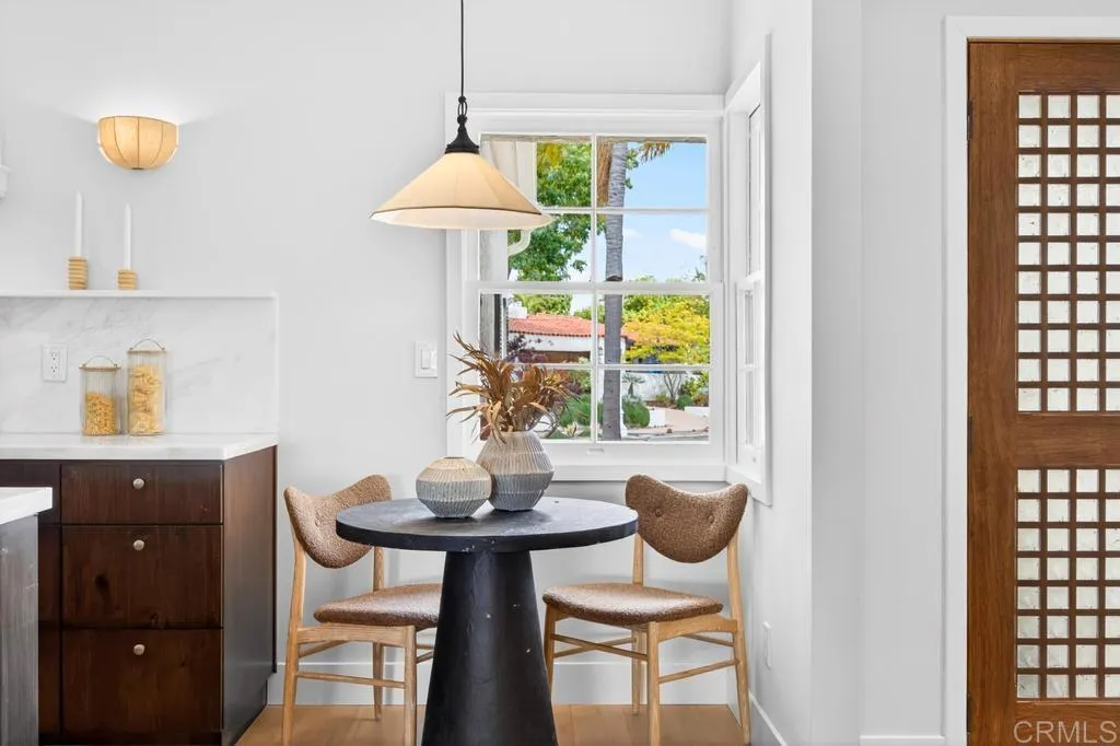https://cdn.realtyfeed.com/cdn/127/306710695/bd3609b5a9d055a833ce103371bec727.webp