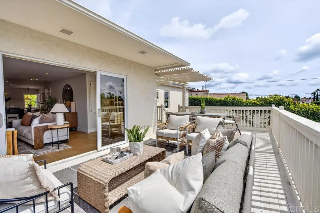 https://cdn.realtyfeed.com/cdn/127/306710695/e63605f21662d7ca5f075b5f9377166b.webp