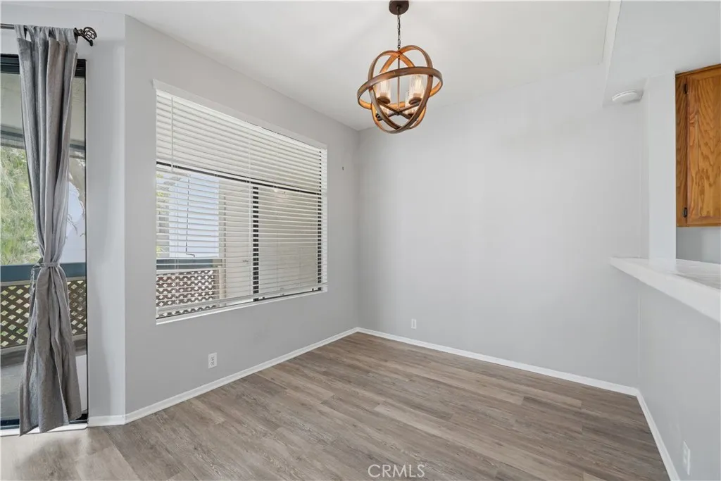 https://cdn.realtyfeed.com/cdn/127/306710733/289caf4ae47b532afbf261f0913b1299.webp