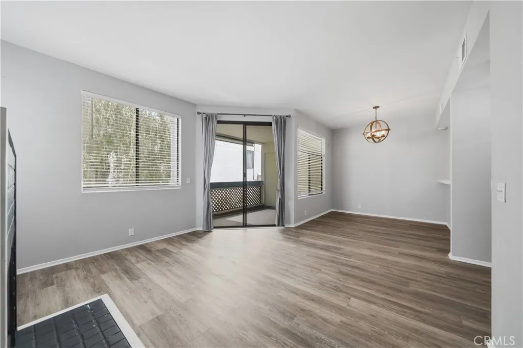https://cdn.realtyfeed.com/cdn/127/306710733/5b9baf3a158b631bdb4b0df72b594431.webp