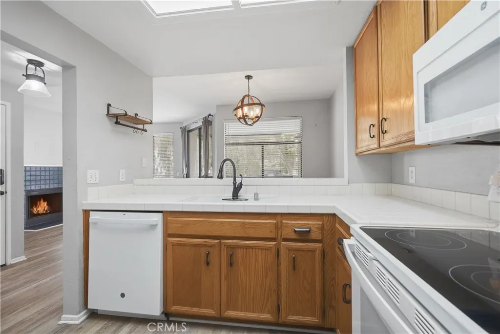 https://cdn.realtyfeed.com/cdn/127/306710733/8218bc44f440956d0553be349254105e.webp