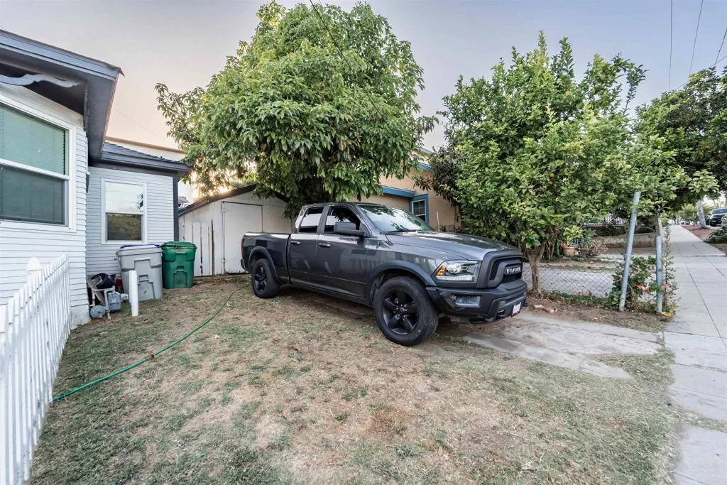 https://cdn.realtyfeed.com/cdn/127/306710743/18c5eaf1f0bab954d14cfbe3772995d9.webp
