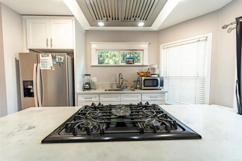 https://cdn.realtyfeed.com/cdn/127/306710743/366e9a4074ec45f79d9d9e6b42ff143c.webp
