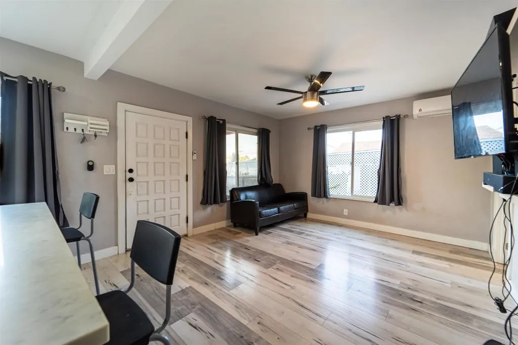 https://cdn.realtyfeed.com/cdn/127/306710743/78d7354cc2743d7bbaee5c0cfdcaa6f7.webp