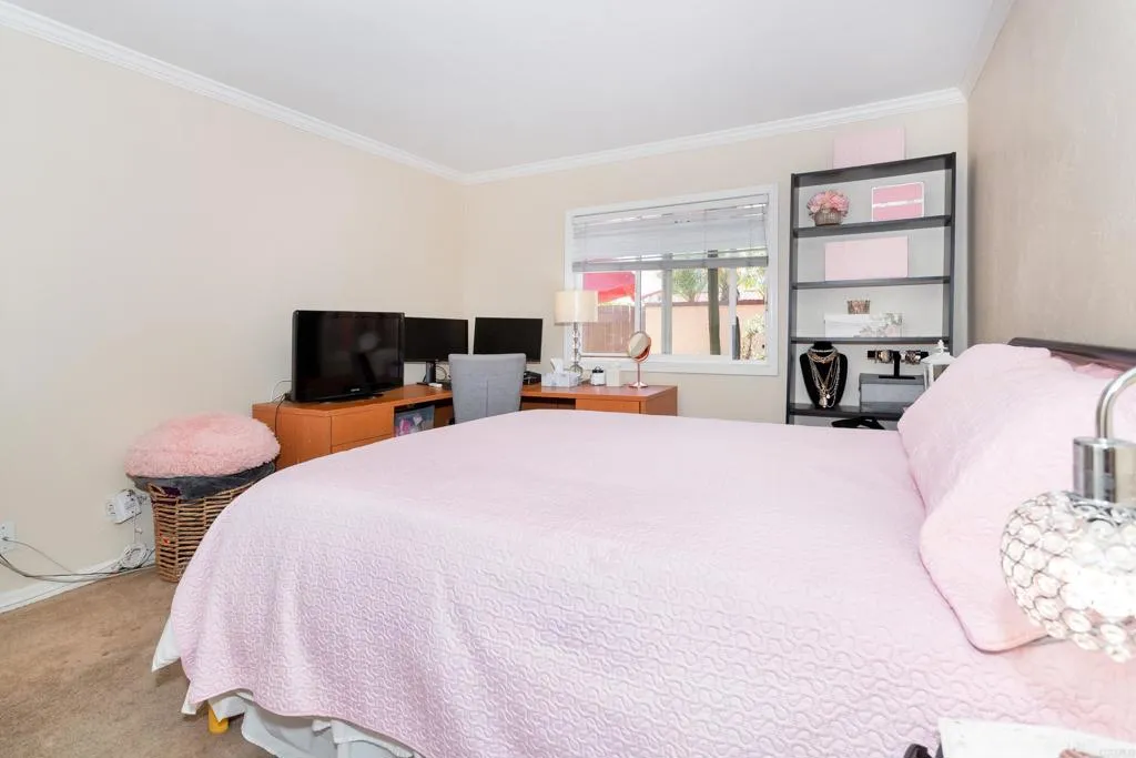 https://cdn.realtyfeed.com/cdn/127/306710748/60e58f1bac7b0d6aeeb851bb156c6ebc.webp