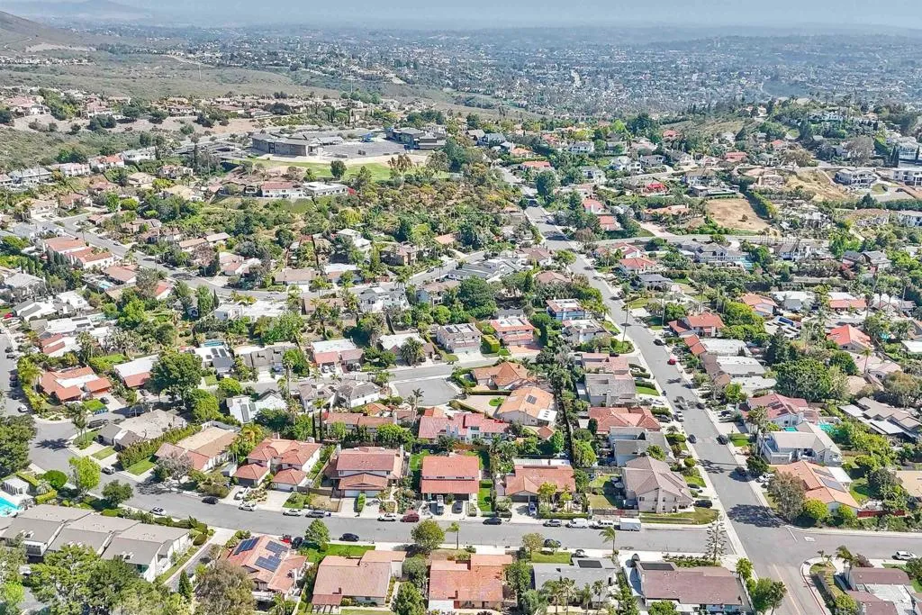 https://cdn.realtyfeed.com/cdn/127/306710748/bde5524c9e02d6ebf06d3dac95b42e77.webp