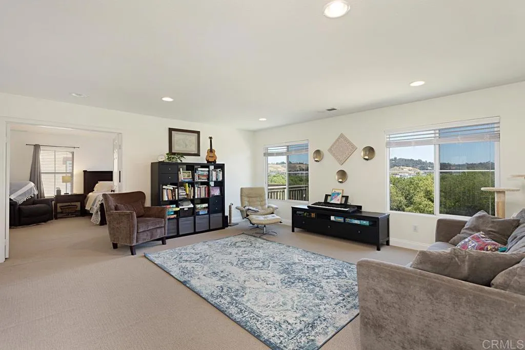 https://cdn.realtyfeed.com/cdn/127/306710764/1c617f4d33e668fc7d10a01a42f6ecef.webp