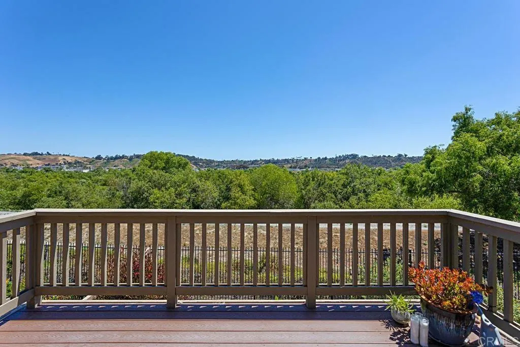 https://cdn.realtyfeed.com/cdn/127/306710764/3c7795d31e51479ecf5718c6e997cad8.webp