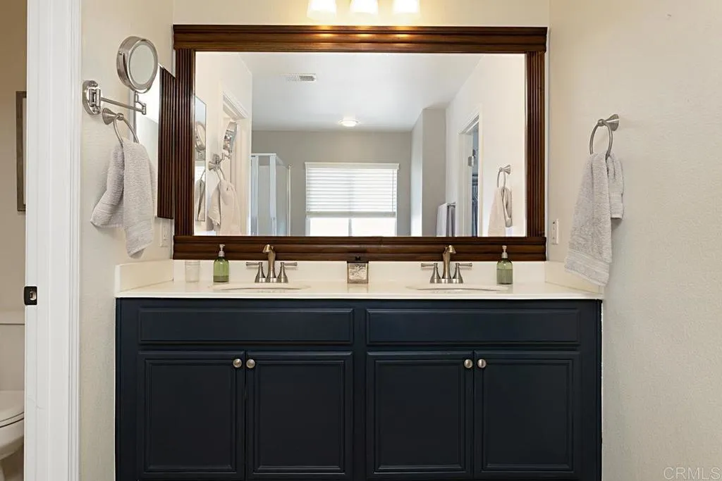 https://cdn.realtyfeed.com/cdn/127/306710764/95e89202b243734529c0db209fd51937.webp