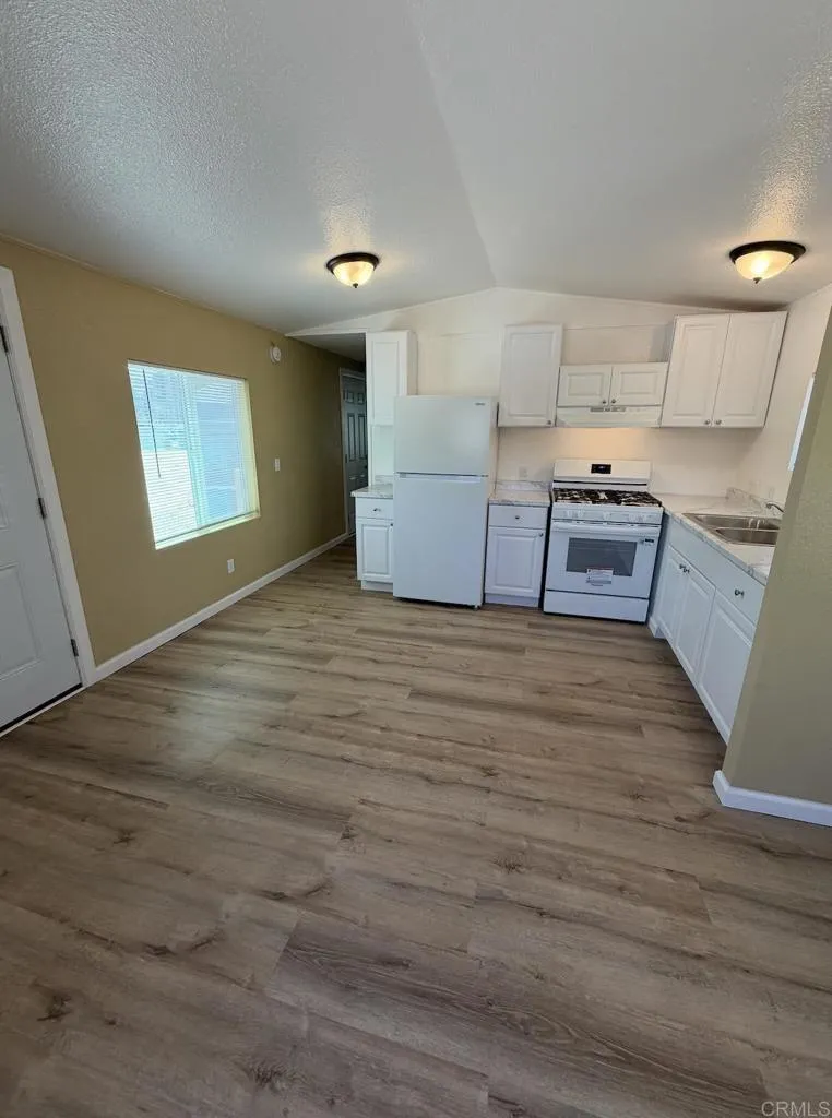 https://cdn.realtyfeed.com/cdn/127/306710788/5d440d1d25877023590ff3d2b6c18cfa.webp