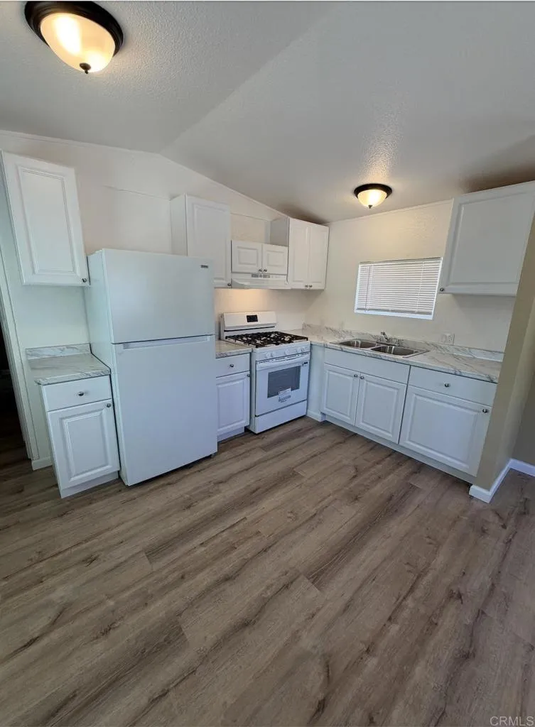 https://cdn.realtyfeed.com/cdn/127/306710788/c0695c0fbb81973a8d0c7278df7164cd.webp