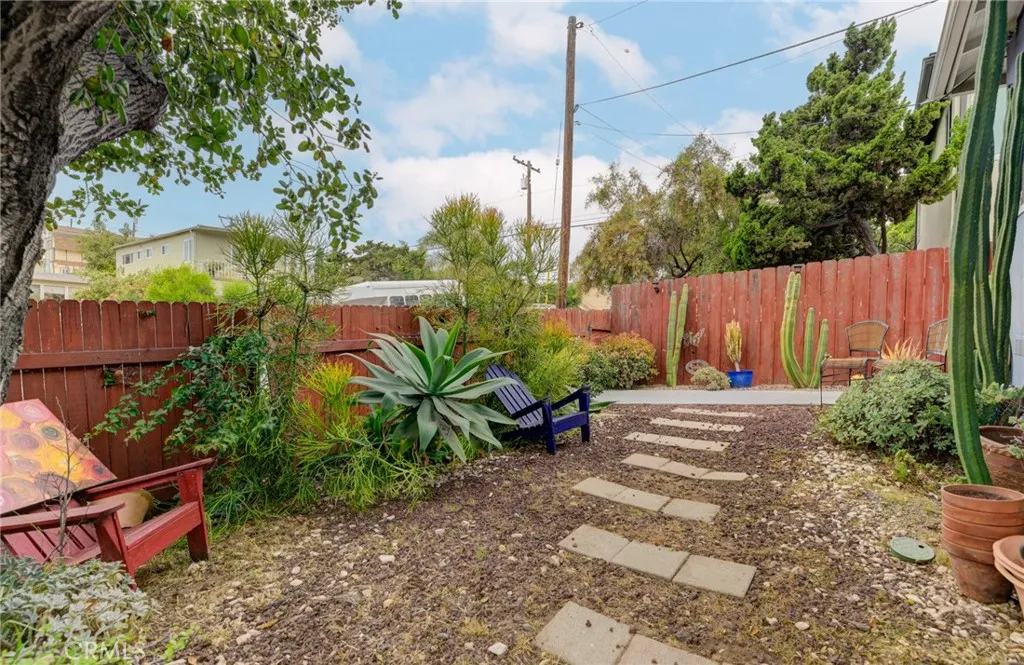 https://cdn.realtyfeed.com/cdn/127/306710831/32ca3568c8c559f5ec7da102c8a86d5f.webp