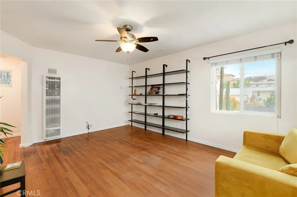 https://cdn.realtyfeed.com/cdn/127/306710831/b9ba88bd0a17e007d14635a7308a2f22.webp