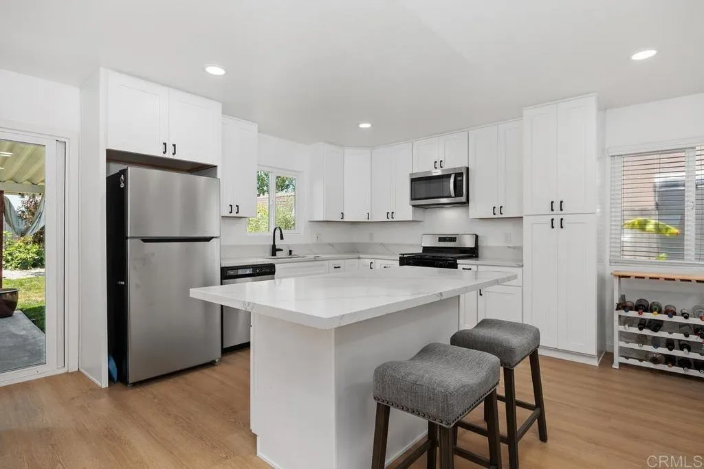 https://cdn.realtyfeed.com/cdn/127/306710905/068404aabbd0901ce6112e2c95aab977.webp