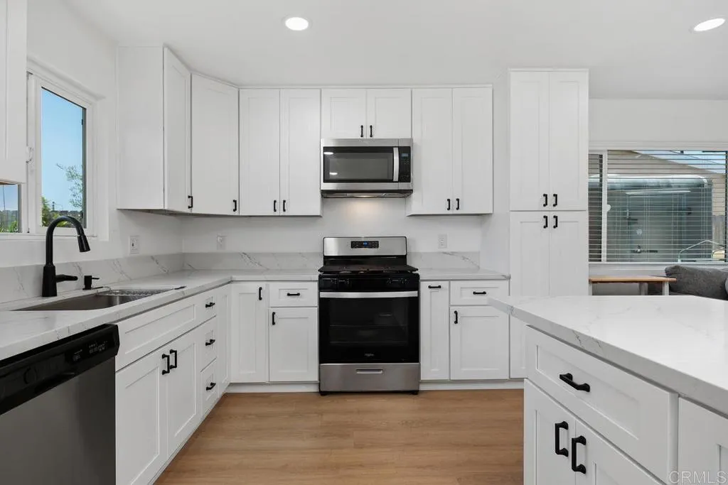 https://cdn.realtyfeed.com/cdn/127/306710905/c376a1a4c6c8ea4c3455c11b35f009cb.webp