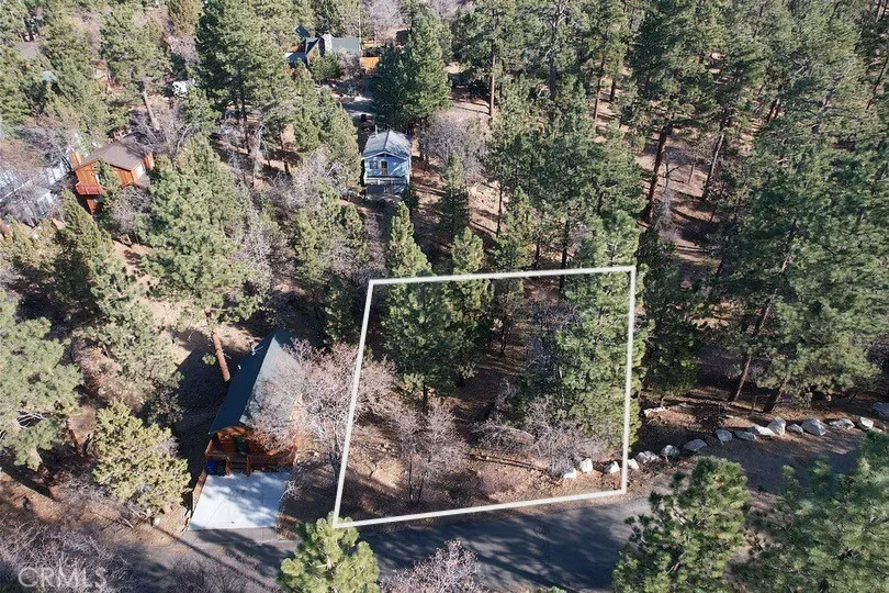 899 Kern, Sugarloaf, CA, 92386