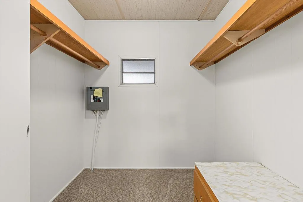 https://cdn.realtyfeed.com/cdn/127/306711018/34b53dca340dbe107380a49c01338403.webp