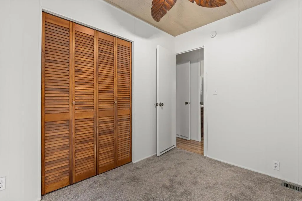 https://cdn.realtyfeed.com/cdn/127/306711018/e06e5368f43e3894327ab294b585cfc7.webp