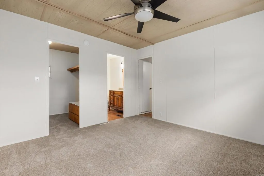 https://cdn.realtyfeed.com/cdn/127/306711018/e32f109929372b711a3c1f2b95192f7c.webp