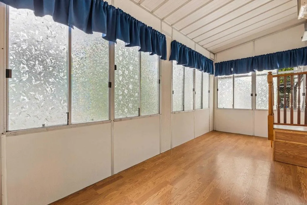 https://cdn.realtyfeed.com/cdn/127/306711018/f016b5987af2d1026a24c31004aceaf3.webp