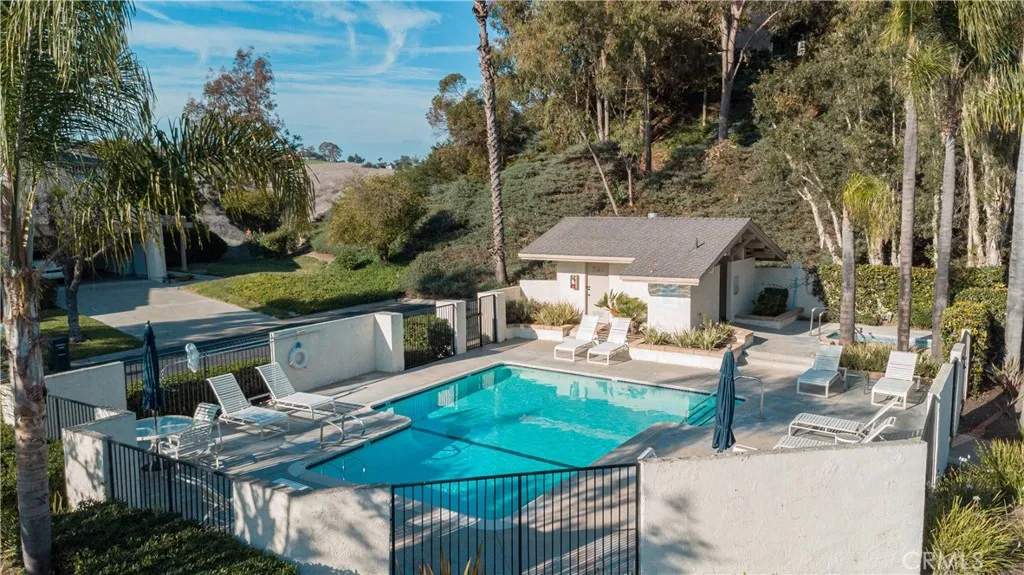 24306 Hillview, Laguna Niguel, CA, 92677