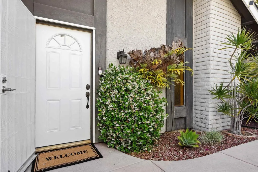 https://cdn.realtyfeed.com/cdn/127/306711031/782e6e96256f54b1457496affa8ea3ed.webp