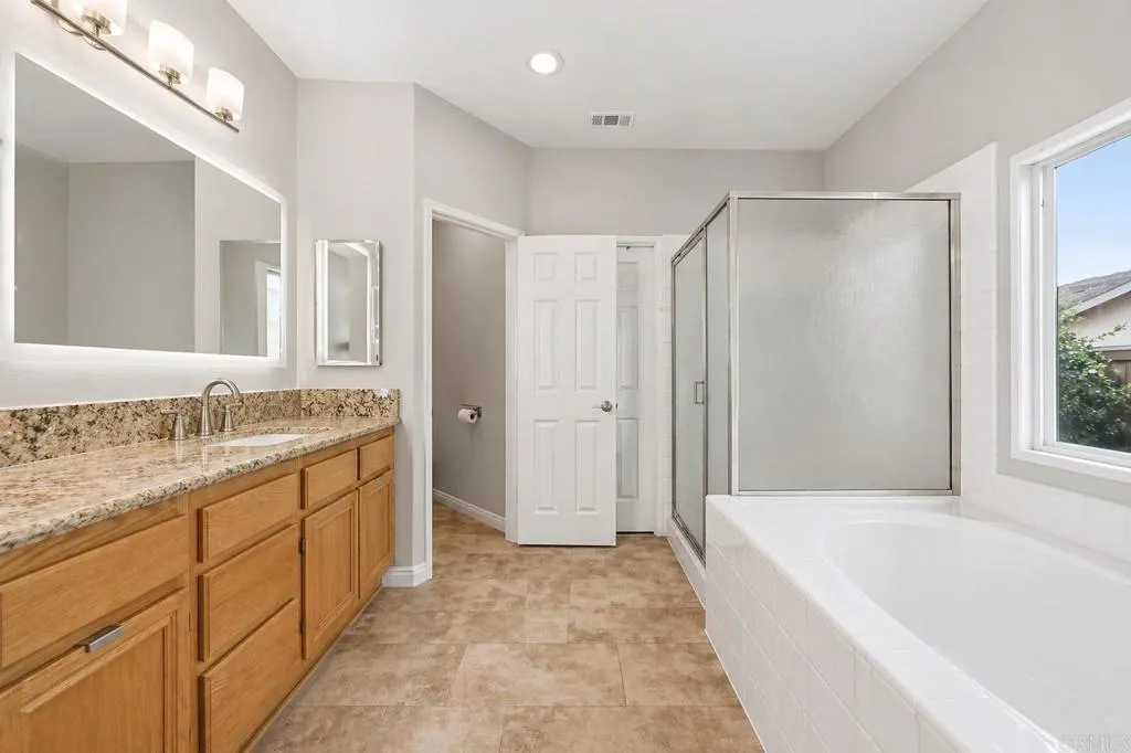 https://cdn.realtyfeed.com/cdn/127/306711056/b9ce12342e70e6ad208957e1c9df6c8f.webp