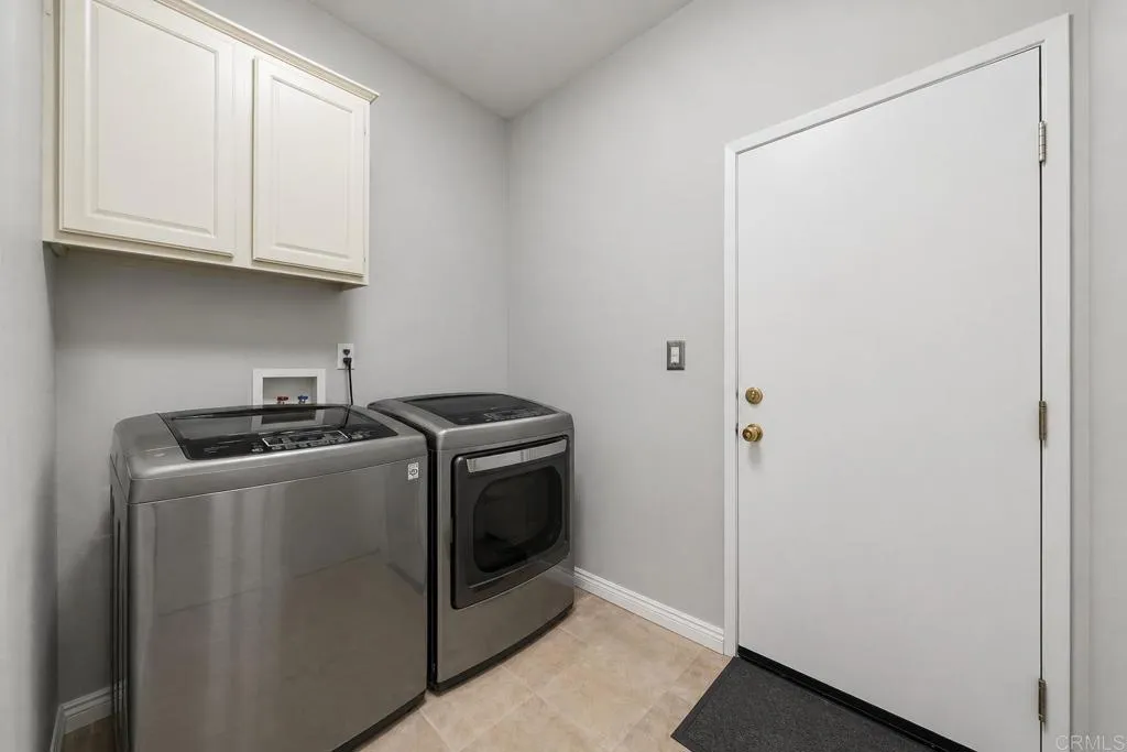 https://cdn.realtyfeed.com/cdn/127/306711056/c60a54df54703c471beaedc92cdc2b15.webp