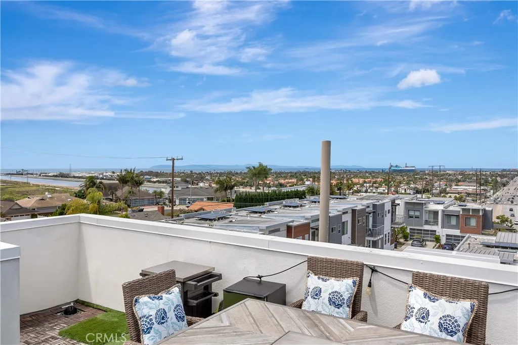 2105 Two Harbors Circle, Costa Mesa, CA 92627 - Photo 3 of 66, Costa Mesa, CA
