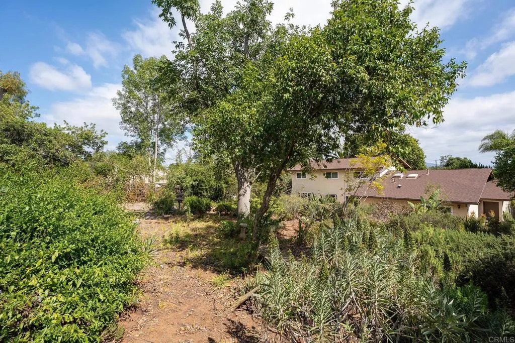 https://cdn.realtyfeed.com/cdn/127/306711185/1d47248aaf002124ff8d79186dff4eab.webp
