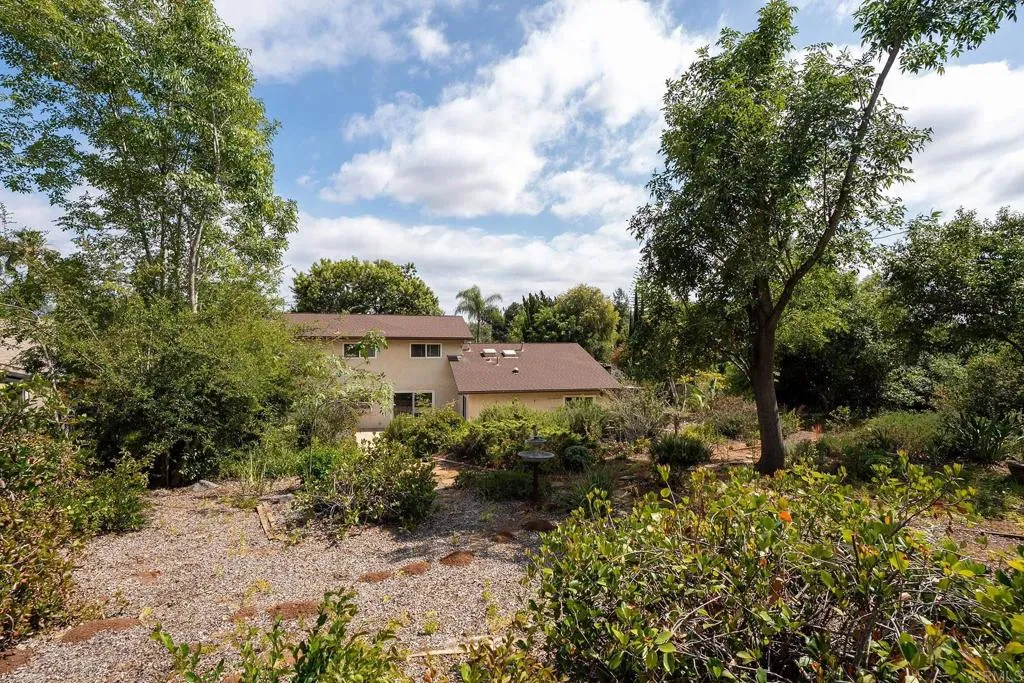 https://cdn.realtyfeed.com/cdn/127/306711185/3413ddeed3b759ab61b952361030a336.webp