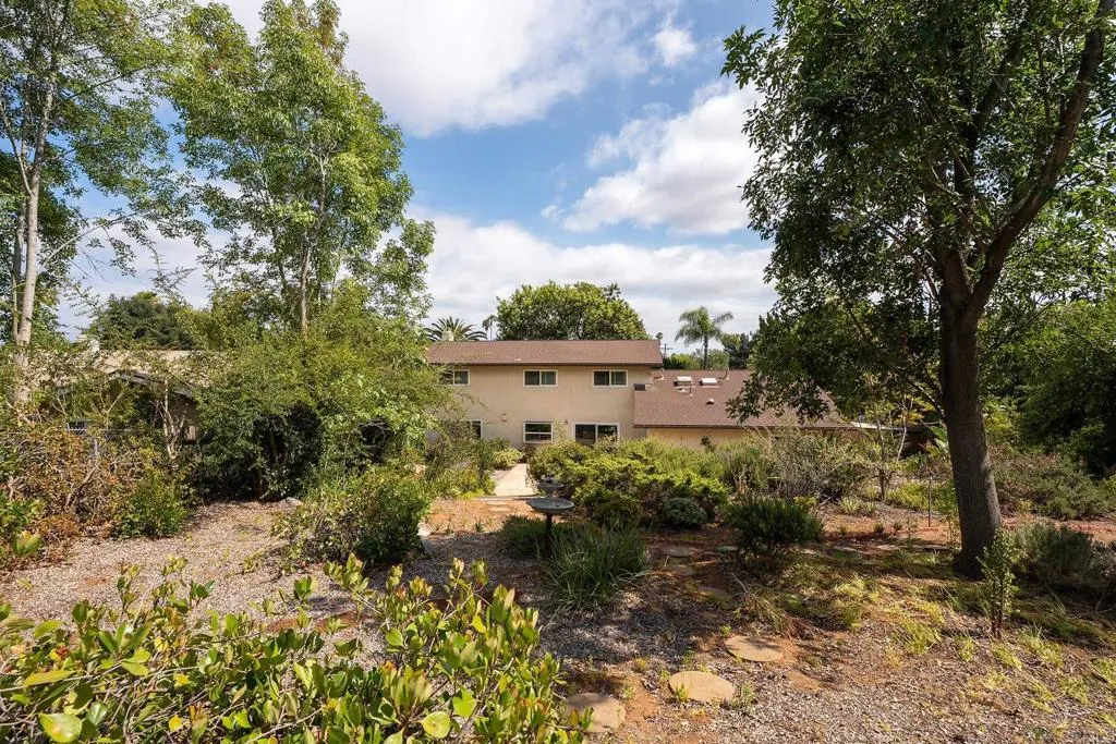 https://cdn.realtyfeed.com/cdn/127/306711185/413149558c02b84017268fc4dbe4963b.webp