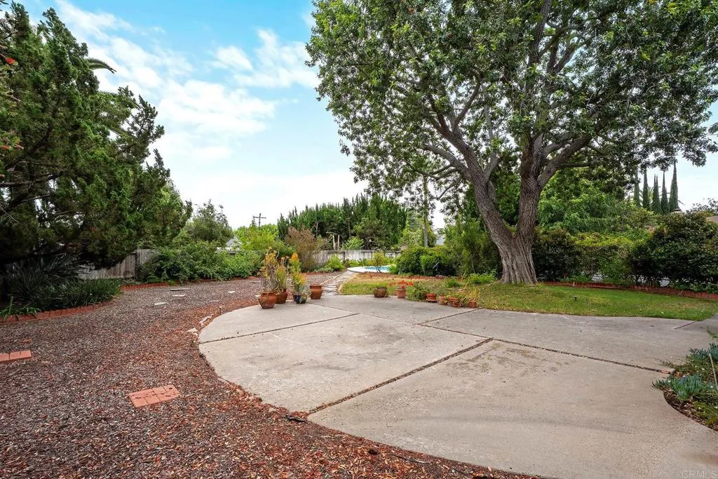 https://cdn.realtyfeed.com/cdn/127/306711185/494d3748216a15aacbb9a3d5f1d02ddd.webp