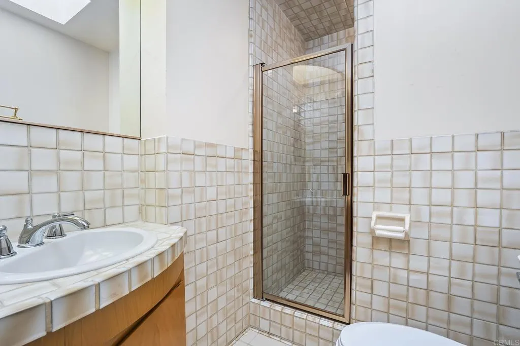 https://cdn.realtyfeed.com/cdn/127/306711185/5de8c07171c84f7cab12365838c9a6dc.webp