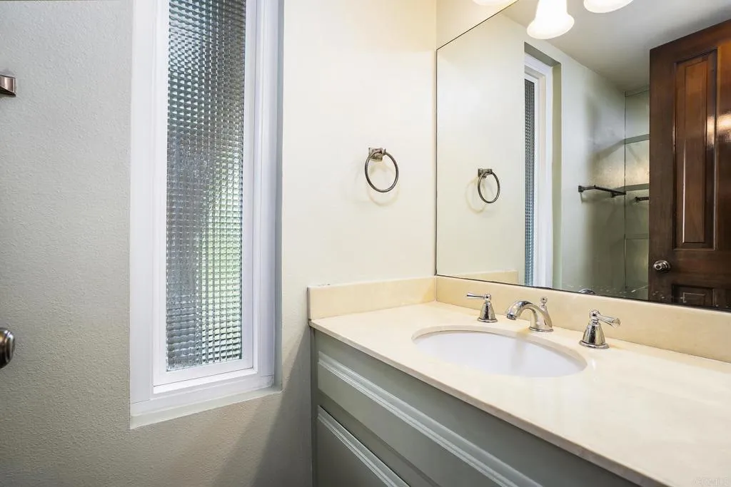 https://cdn.realtyfeed.com/cdn/127/306711185/6dc7d2cffba7609e61f199570716a262.webp